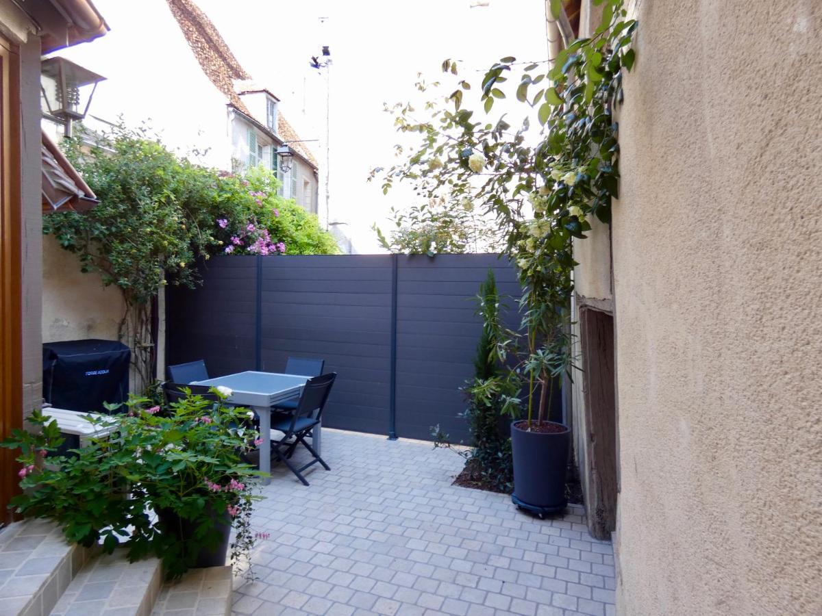 Le Logis St Pere Villa Sancerre Exteriör bild